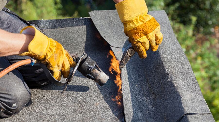 Professional residential roofers in Walnut, IA